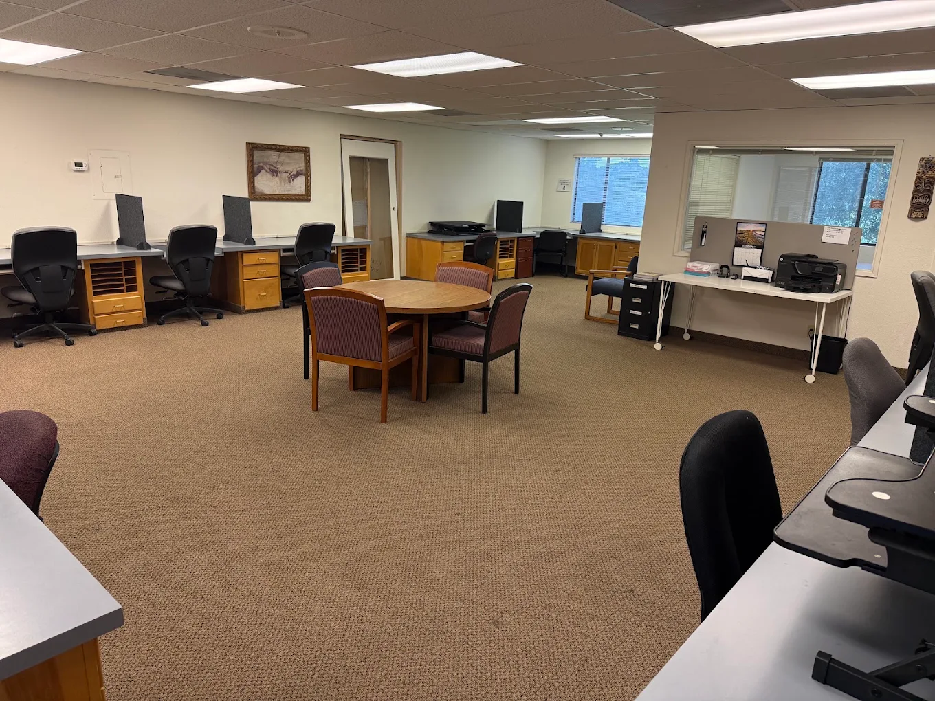 Five Cities Cowork coworking space in Arroyo Grande California with desks, office chairs and shared table
